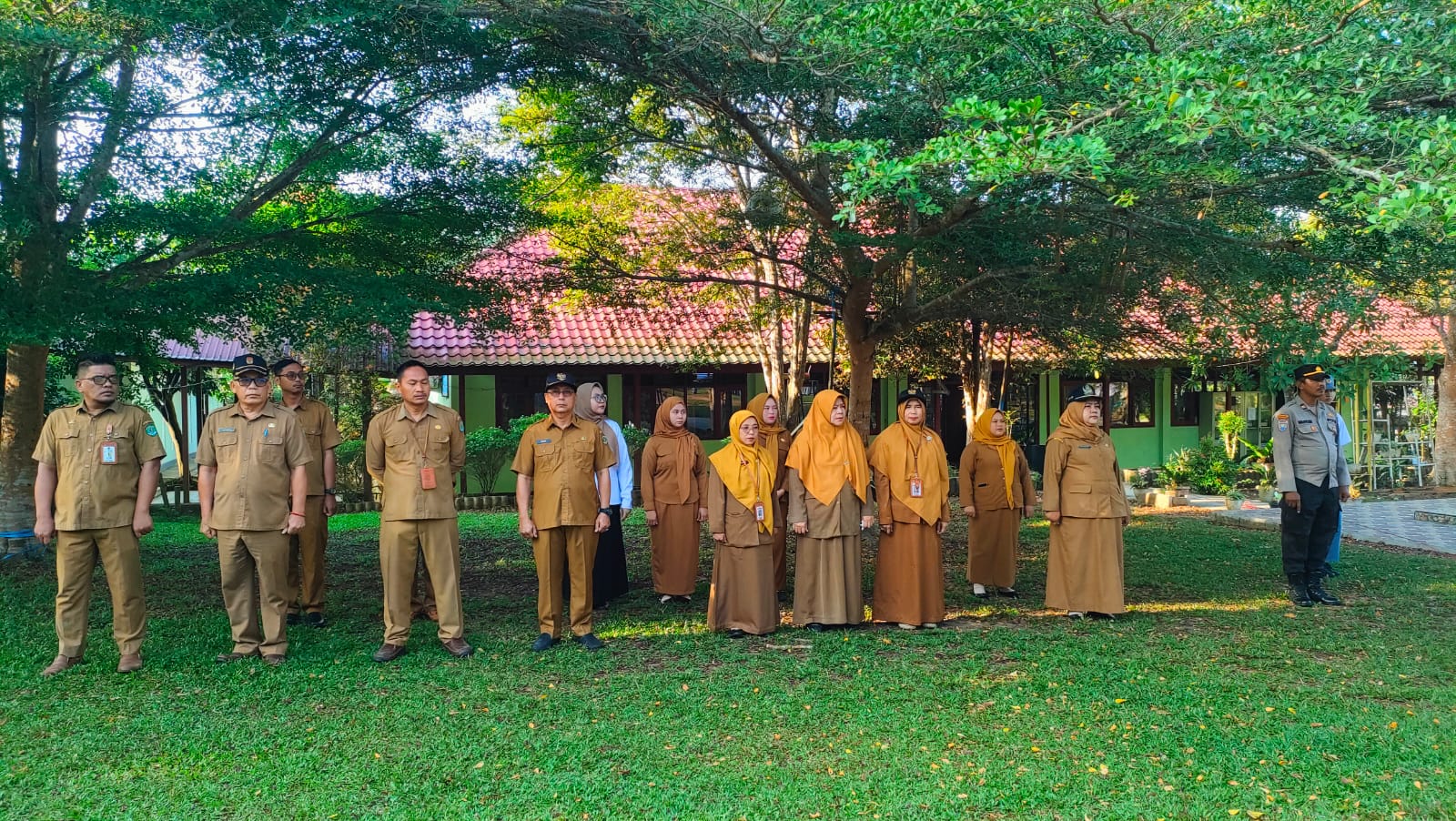 Peringatan HUT RI di SMAN 2 Muara Kaman Meriah